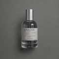 Amador de Elixir Amador: frasco cilíndrico de 120 ml sobre fondo gris.