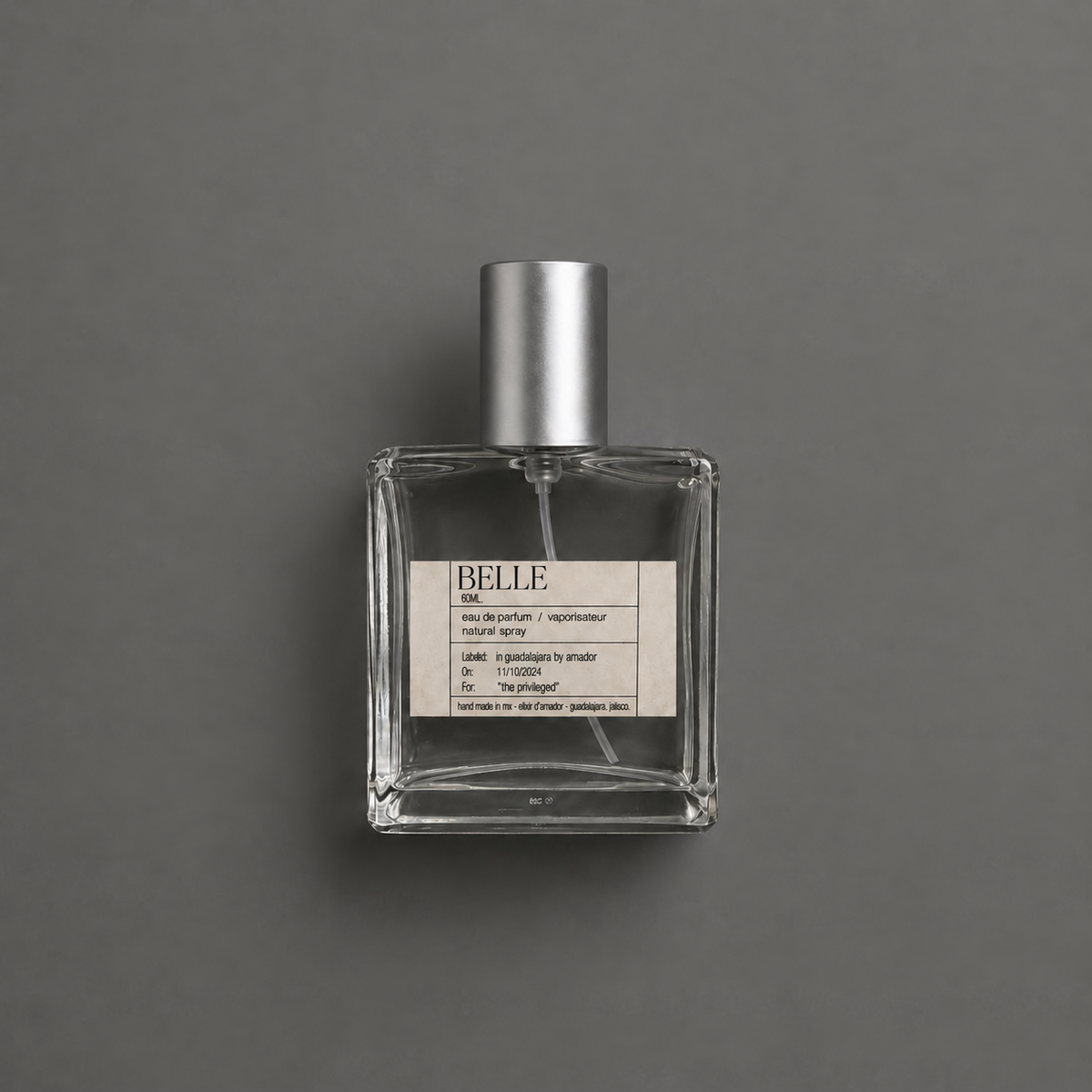 Belle de Elixir Amador: frasco cuadrado de 60 ml.