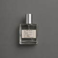 Capri Bleu de Elixir Amador: frasco cuadrado de 60 ml.