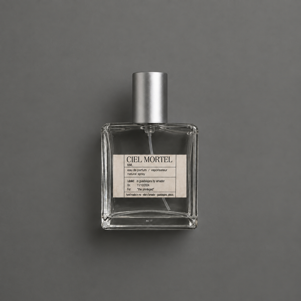 Ciel Mortel de Elixir Amador: frasco cuadrado de 60 ml.