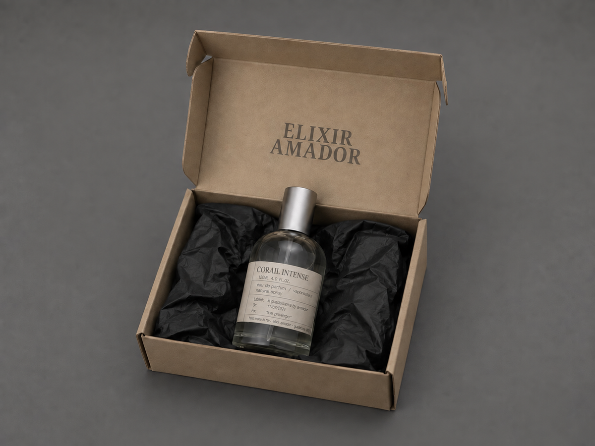 Corail Intense de Elixir Amador: frasco de 120 ml en su empaque.