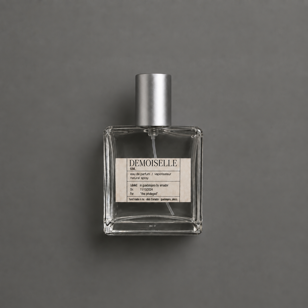 Demoiselle de Elixir Amador: frasco cuadrado de 60 ml.