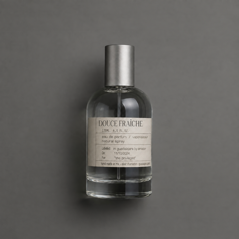 Douce Fraîche de Elixir Amador: frasco cilíndrico de 120 ml.