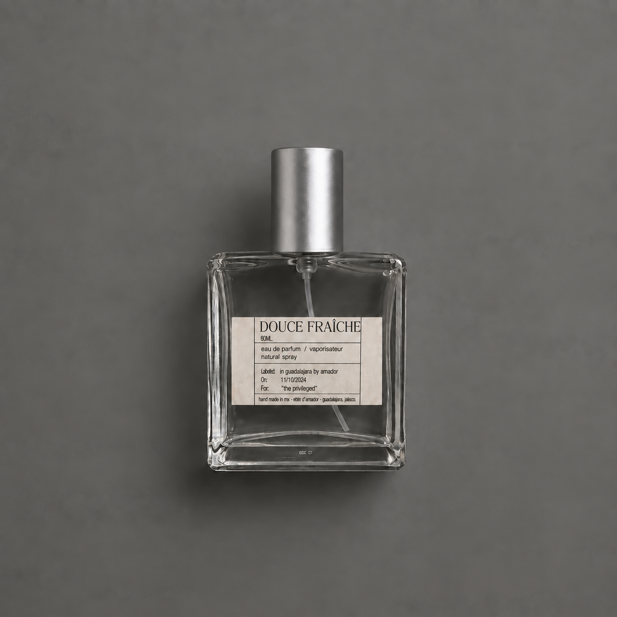 Douce Fraîche de Elixir Amador: frasco cuadrado de 60 ml.