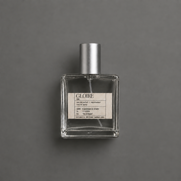 Gloire de Elixir Amador: frasco cuadrado de 60 ml.