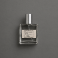 Immortel E. de Elixir Amador: frasco cuadrado de 60 ml sobre fondo gris.