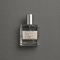 Imperium de Elixir Amador: frasco cuadrado de 60 ml sobre fondo gris.