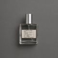 Limitless de Elixir Amador: frasco cuadrado de 60 ml sobre fondo gris.
