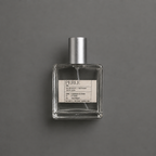 Perle de Elixir Amador: frasco cuadrado de 60 ml.