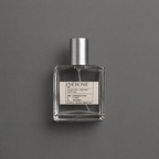 Phérome de Elixir Amador: frasco cuadrado de 60 ml sobre fondo gris.