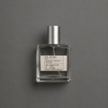 Platin de Elixir Amador: frasco cuadrado de 60 ml sobre fondo gris.