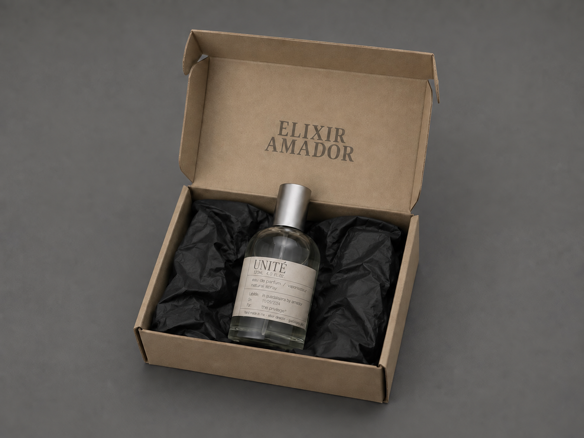 Unité de Elixir Amador: frasco de 120 ml en su empaque.